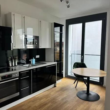 Und Scharnhorststrasse, Berlin-mitte *