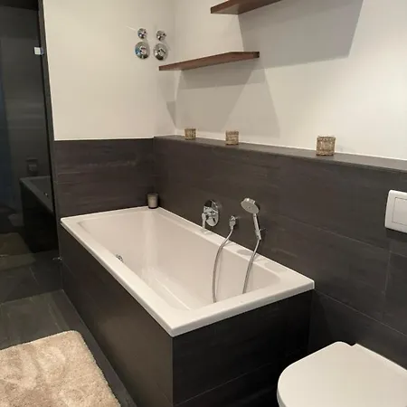 Und Scharnhorststrasse, Berlin-mitte Апартаменты Ораниенбург