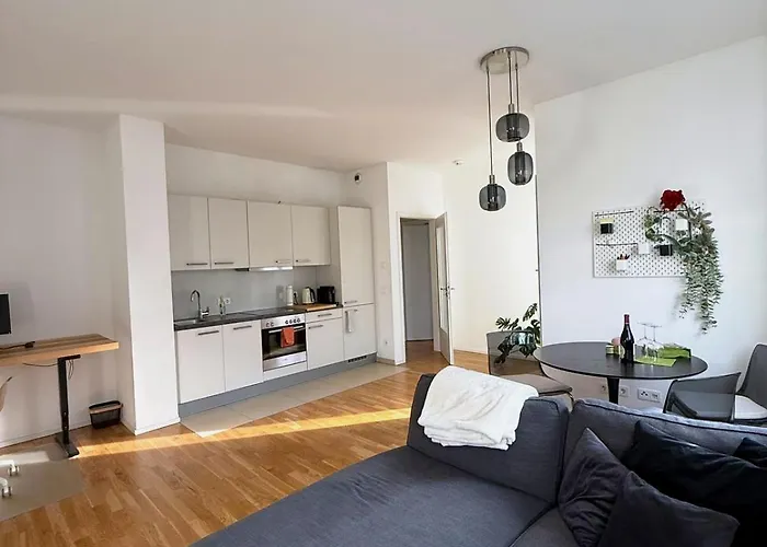 Und Scharnhorststrasse, Berlin-mitte Apartamento Oranienburg
